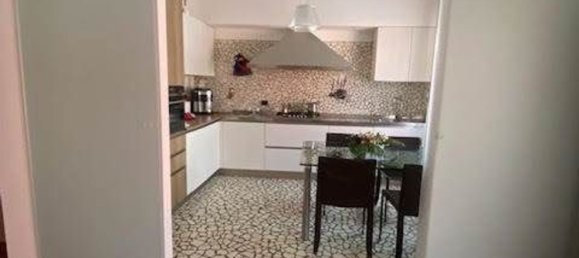 4 bedrooms Apartment in Chioggia, Italy No. 315606 4