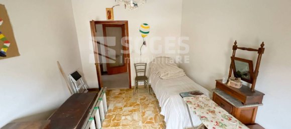 Apartamento de 3 dormitorios en Terranuova Bracciolini, Italy No. 72698 12