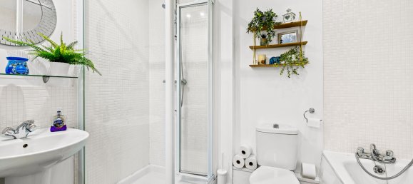 2 Schlafzimmer Wohnung in Redhill, United Kingdom, Nr. 1040 38