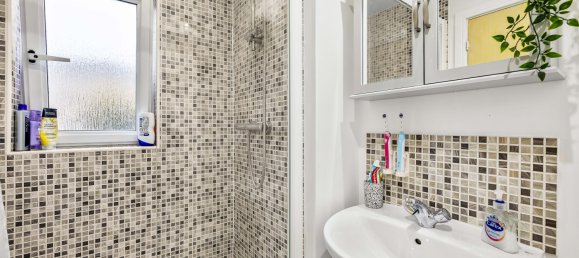 2 Schlafzimmer Wohnung in Redhill, United Kingdom, Nr. 1040 14