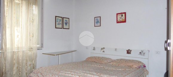 2-salle Appartement à Stradella, Italy No. 111830 19