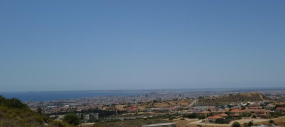 4 bedrooms Villa in Limassol, Cyprus No. 12711 9