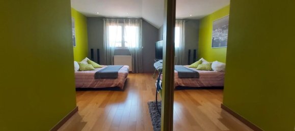 6 bedrooms House in Chelles, France No. 172314 8