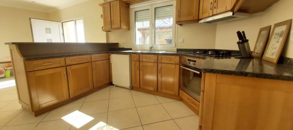 6 bedrooms House in Chelles, France No. 172314 4