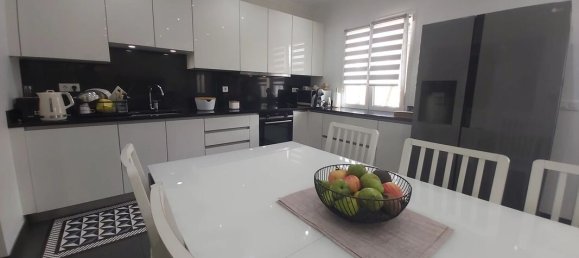 6 bedrooms House in Chelles, France No. 172314 16