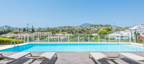 3 bedrooms Penthouse in La Quinta, Spain No. 186057 24