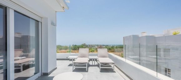 3 bedrooms Penthouse in La Quinta, Spain No. 186057 27