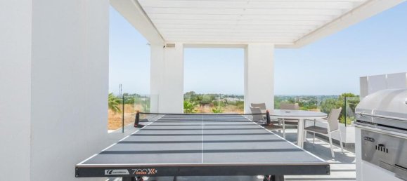 3 bedrooms Penthouse in La Quinta, Spain No. 186057 35