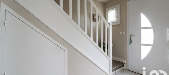 Casa de 3 dormitorios en Mery-sur-Oise, France No. 301162 6