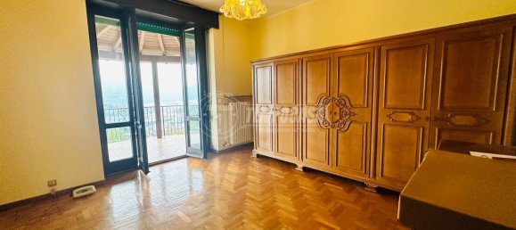 7-Zimmer Villa in Maslianico, Italy, Nr. 145970 4
