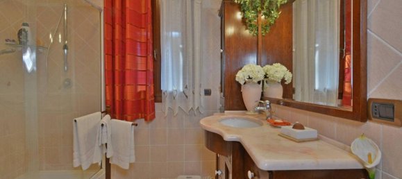 7-Zimmer Haus in San Biagio della Cima, Italy, Nr. 35612 7