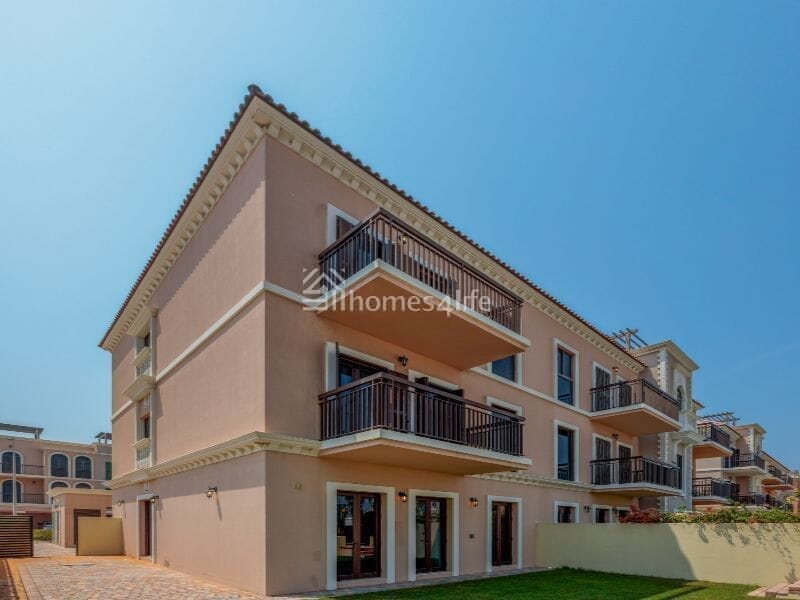 Villa de 4 dormitorios en Jumeirah, UAE No. 123586