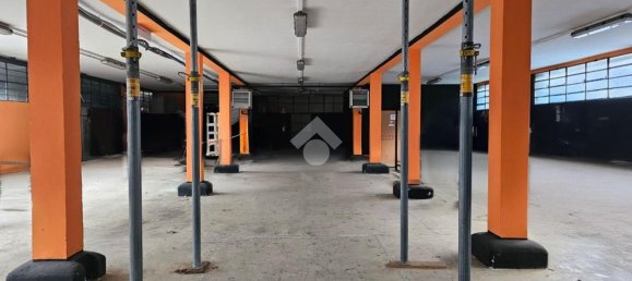 960m² Warehouse in Senago, Italy No. 379233 13