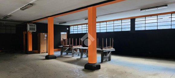 960m² Warehouse in Senago, Italy No. 379233 14