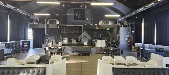 960m² Warehouse in Senago, Italy No. 379233 6