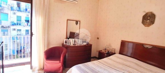 2 bedrooms Apartment in Naples, Italy No. 151107 27