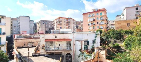 2 bedrooms Apartment in Naples, Italy No. 151107 25