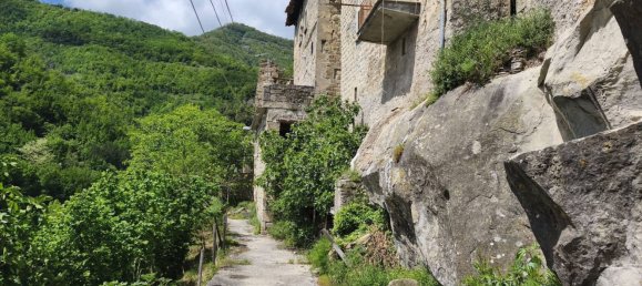 4 rooms House in Acquasanta Terme, Italy No. 292899 4