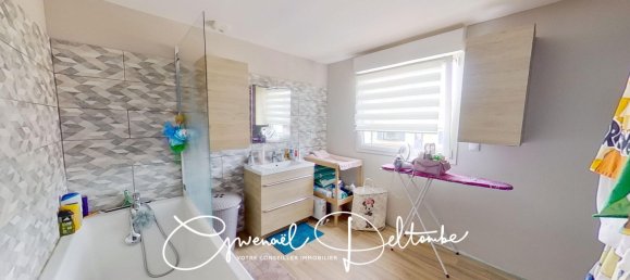 3 bedrooms House in Arras, France No. 267541 4