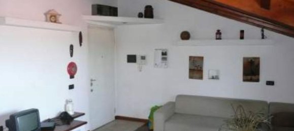 Apartamento de 2 dormitorios en Magnago, Italy No. 111548 5