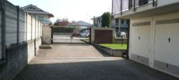 Apartamento de 2 dormitorios en Magnago, Italy No. 111548 18