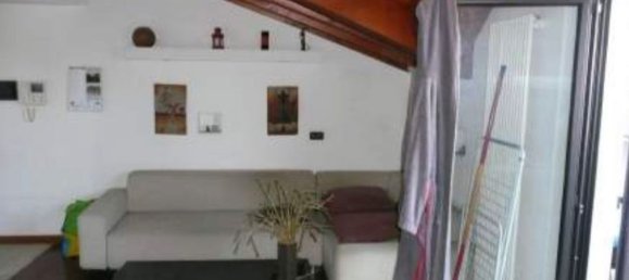 Apartamento de 2 dormitorios en Magnago, Italy No. 111548 4