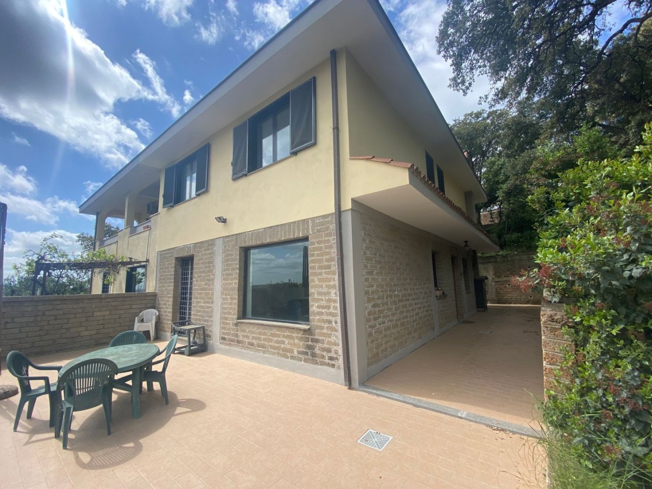 Casa de 6 habitaciónes en Cerveteri, Italy No. 202119