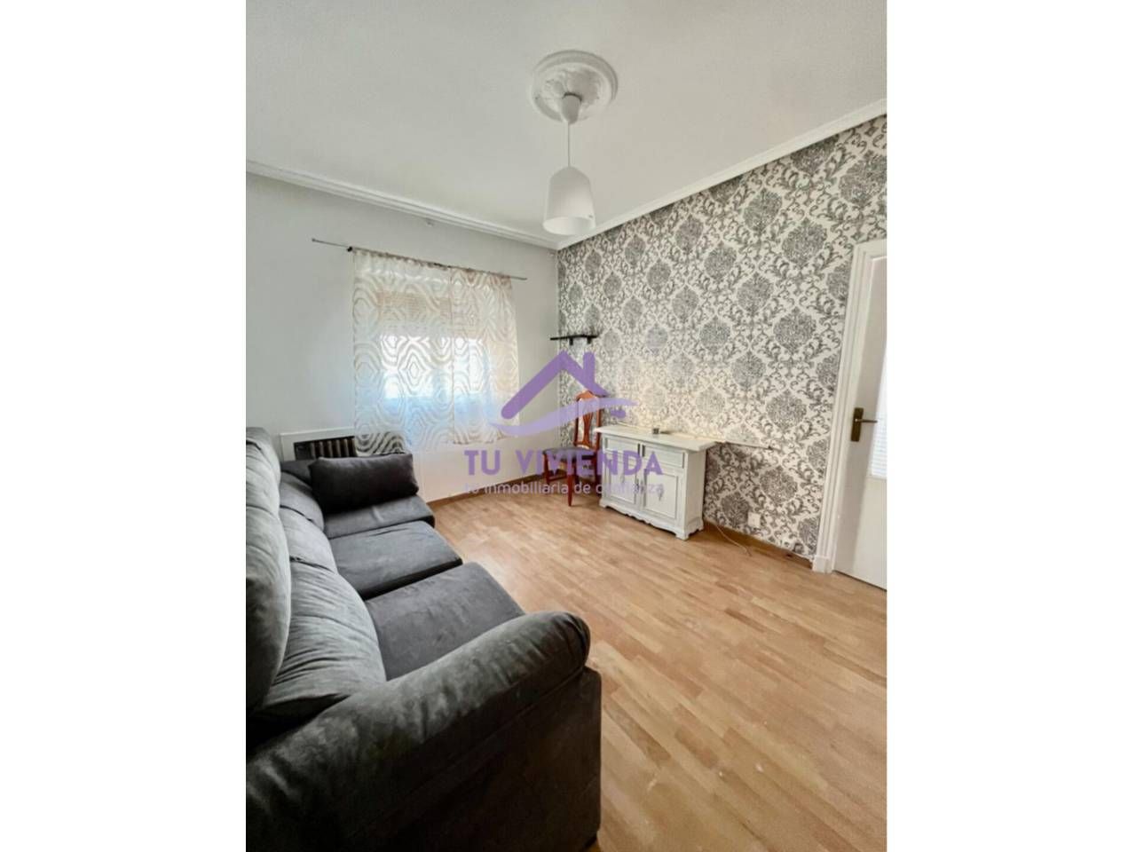 Квартира с 3 спальнями в Вальядолид, Испания № 210383