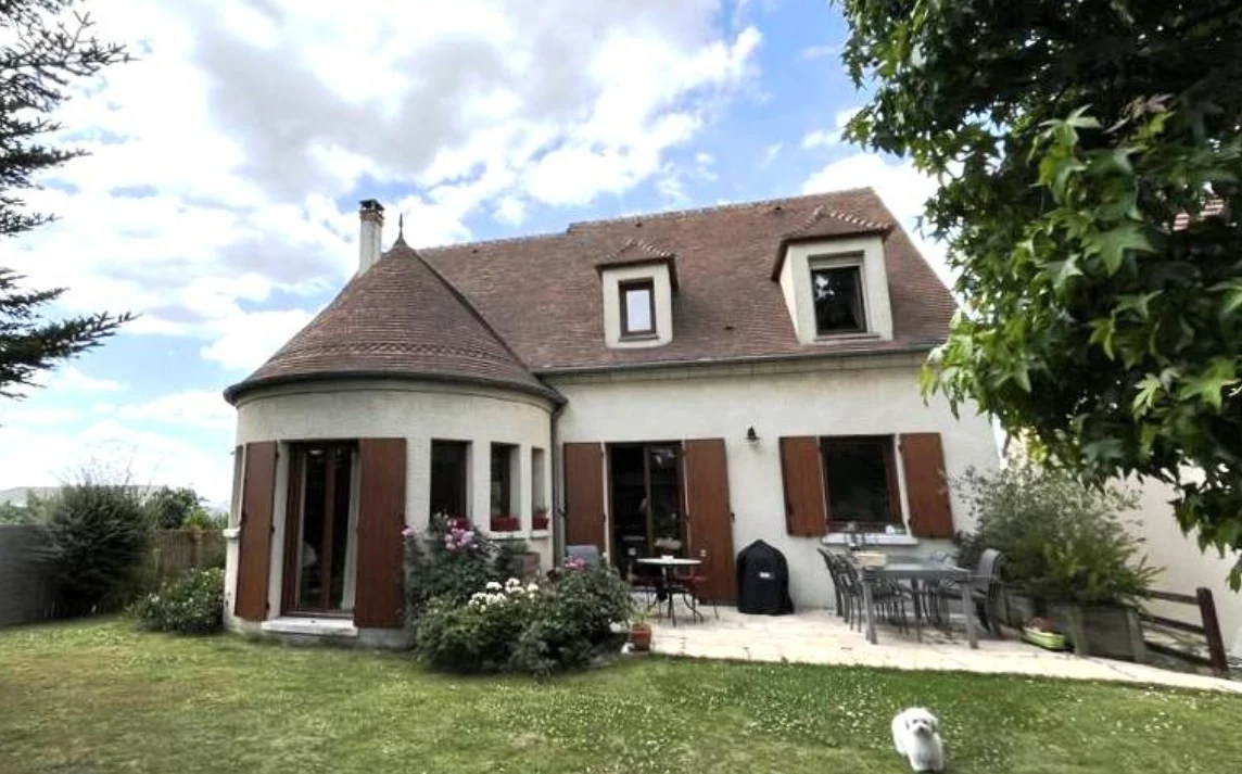 5 Schlafzimmer Haus in Attainville, France, Nr. 352675