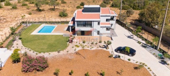 7 bedrooms Villa in Faro, Portugal No. 31956 16