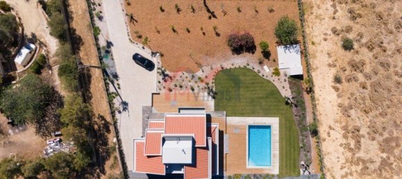 7 bedrooms Villa in Faro, Portugal No. 31956 17