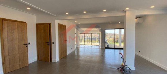 7 bedrooms Villa in Faro, Portugal No. 31956 3