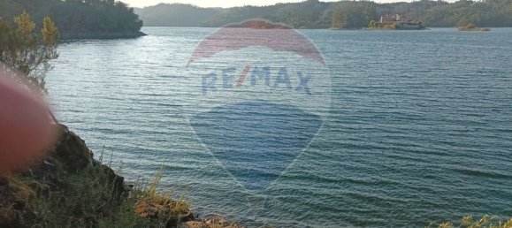 Земельный участок 2640м² в Томар, Португалия № 71264 2