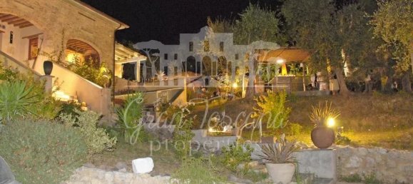 4 غرف نوم منزل في Camaiore, Italy رقم 358176 20