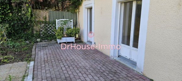 4 bedrooms House in Sainte-Savine, France No. 52805 11