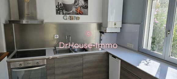 4 bedrooms House in Sainte-Savine, France No. 52805 2