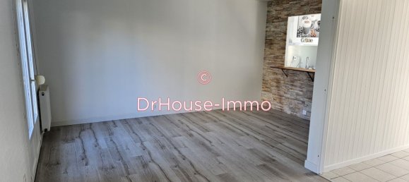 4 bedrooms House in Sainte-Savine, France No. 52805 4