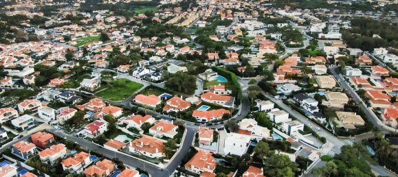 4 bedrooms Villa in Cascais, Portugal No. 122110 6