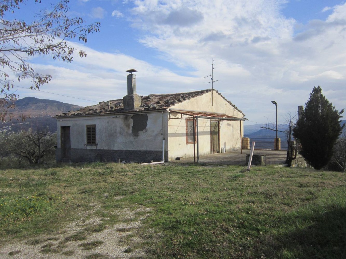 5 bedrooms House in Molise, Italy No. 312531