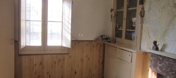 5 bedrooms House in Molise, Italy No. 312531 11