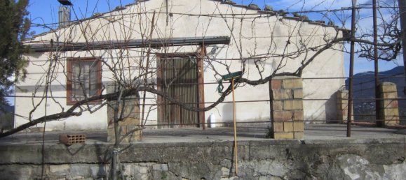 5 bedrooms House in Molise, Italy No. 312531 4