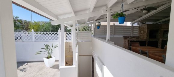 Casa de 3 dormitorios en Monopoli, Italy No. 184099 27