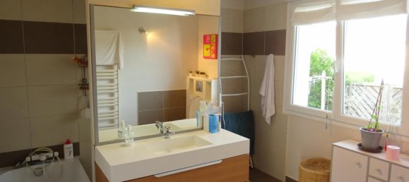 4 bedrooms Villa in Saint-Pair-sur-Mer, France No. 279503 12