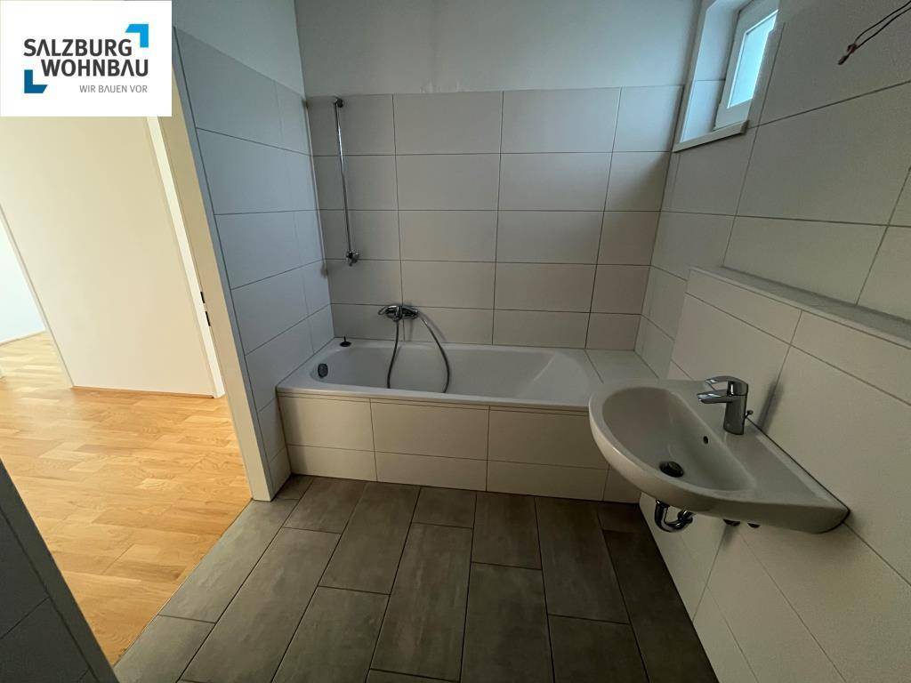 3 chambres Appartement à Neumarkt am Wallersee, Austria No. 9303