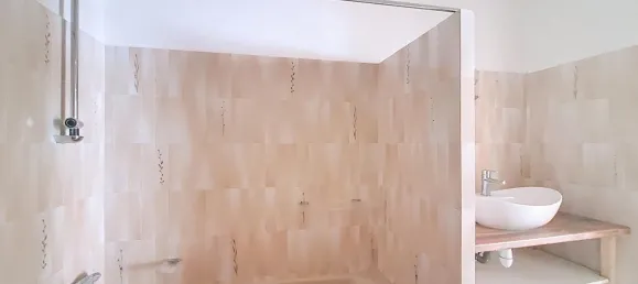 Imóvel comercial em Craponne-sur-Arzon, France 180 m² N.º 321651 8