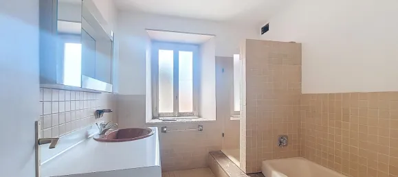 Imóvel comercial em Craponne-sur-Arzon, France 180 m² N.º 321651 11