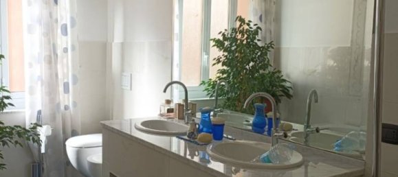 3 chambres Appartement à Genoa, Italy No. 83652 9