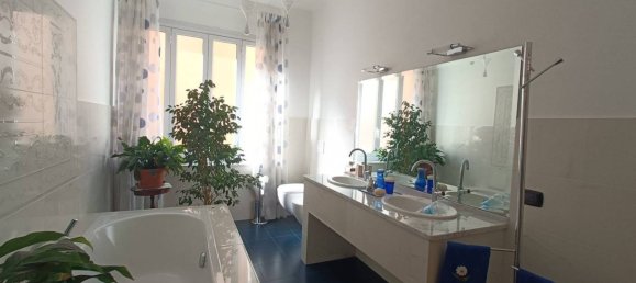 3 chambres Appartement à Genoa, Italy No. 83652 11
