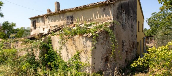 6 rooms Apartment in San Giovanni in Marignano, Italy No. 117416 18