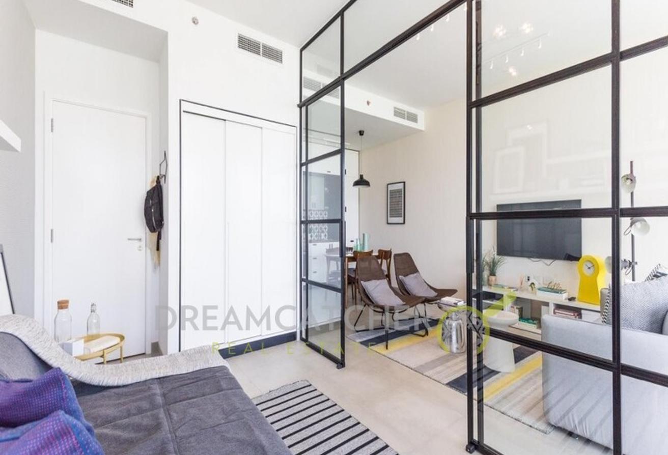 1 bedroom Apartment in Dubai Hills Estate, UAE No. 1693